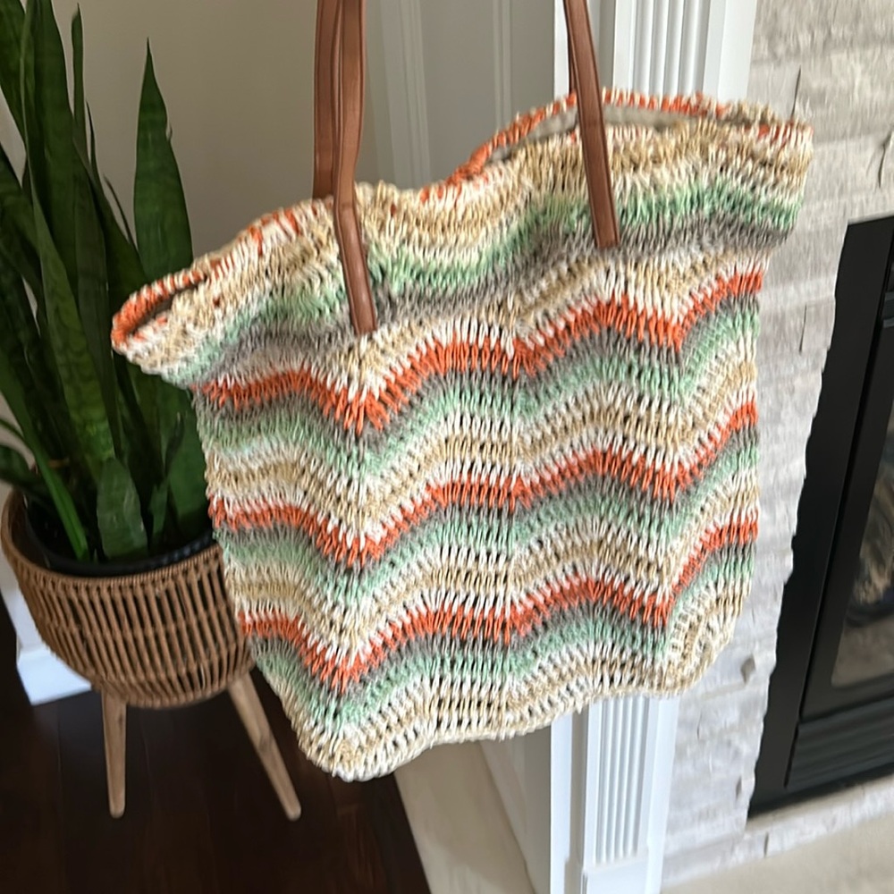 Like New Adorable Bag/Purse